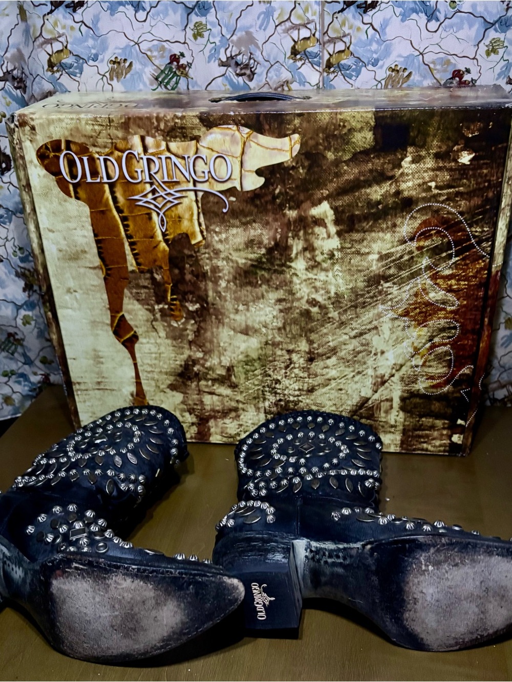 Old Gringo “Tino Tino” Black Studded Western Boots - Picture 6 of 10